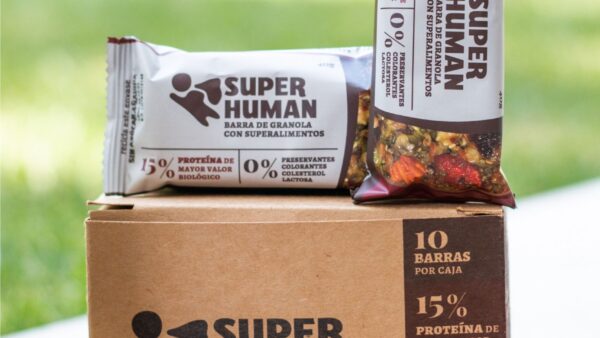 Barra de granola con superalimentos, berries y proteína (caja de 10)